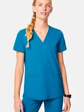 FIGS Casma 3-pocket scrub top size XS Alps blue NWT discontinued color!